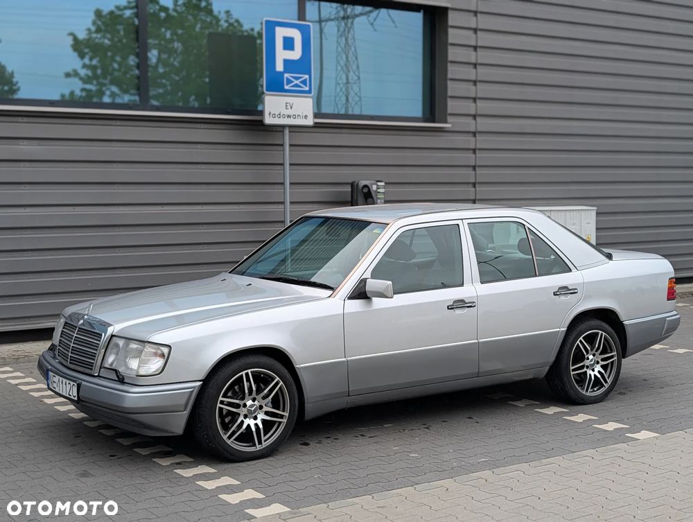 Mercedes-Benz W124 (1984-1993) - 1