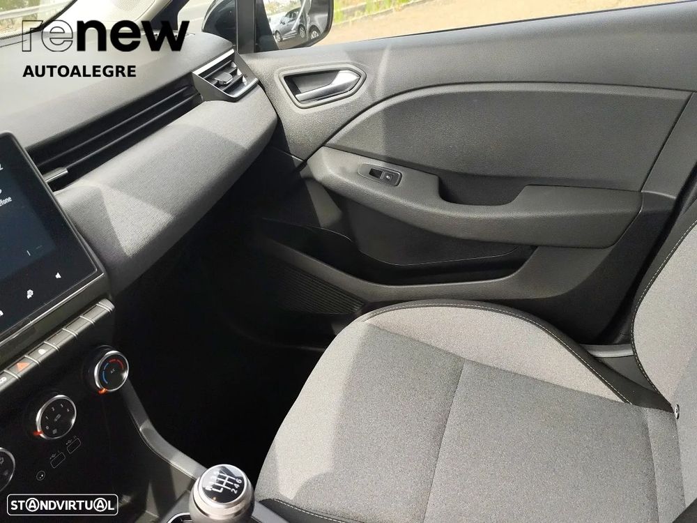 Renault Clio 1.0 TCe Evolution - 16