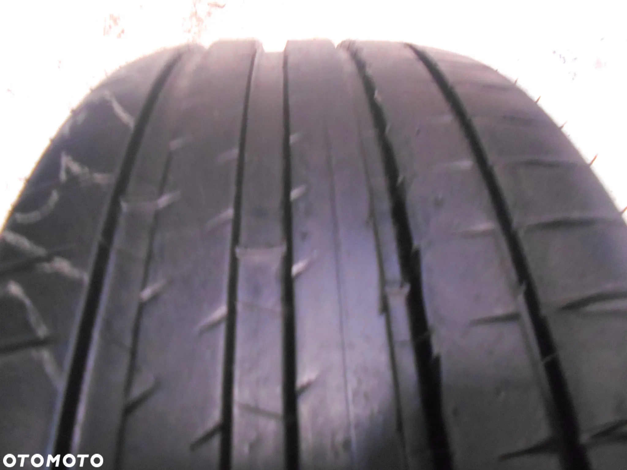 OPONA POJEDYNKA 235/45R18 MICHELIN PILOT SPORT 4 DOT 1124 8.2MM - 2