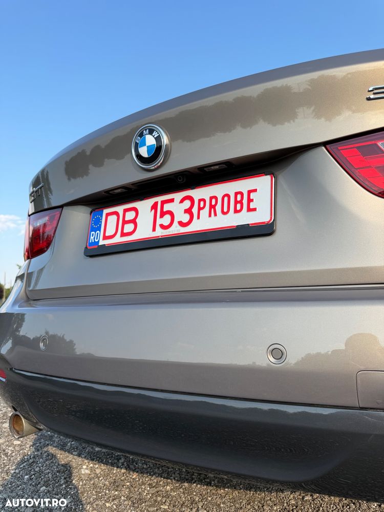 BMW Seria 3 320d Aut. Sport Line - 26