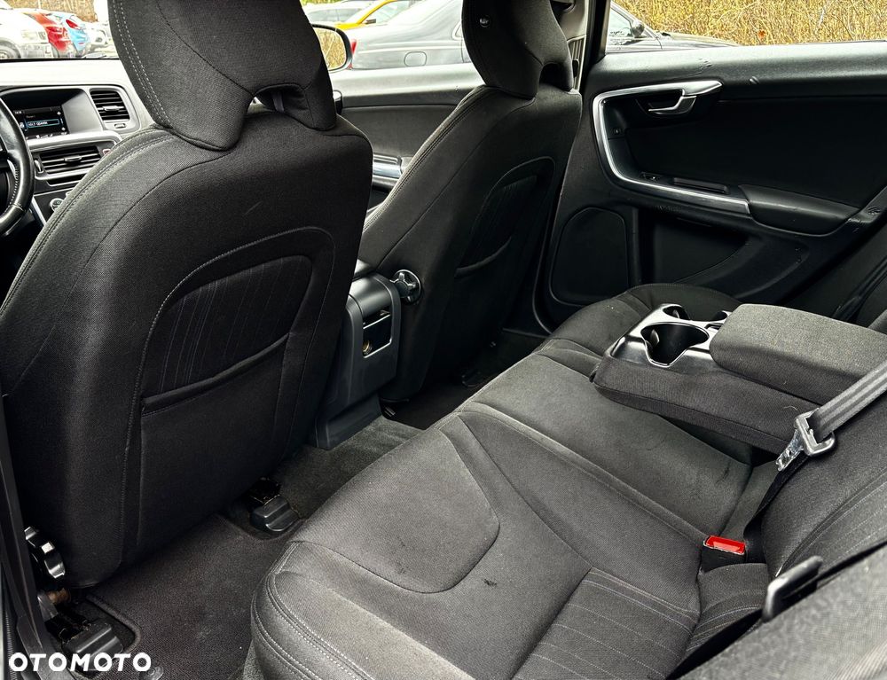 Volvo S60 T3 Kinetic - 7