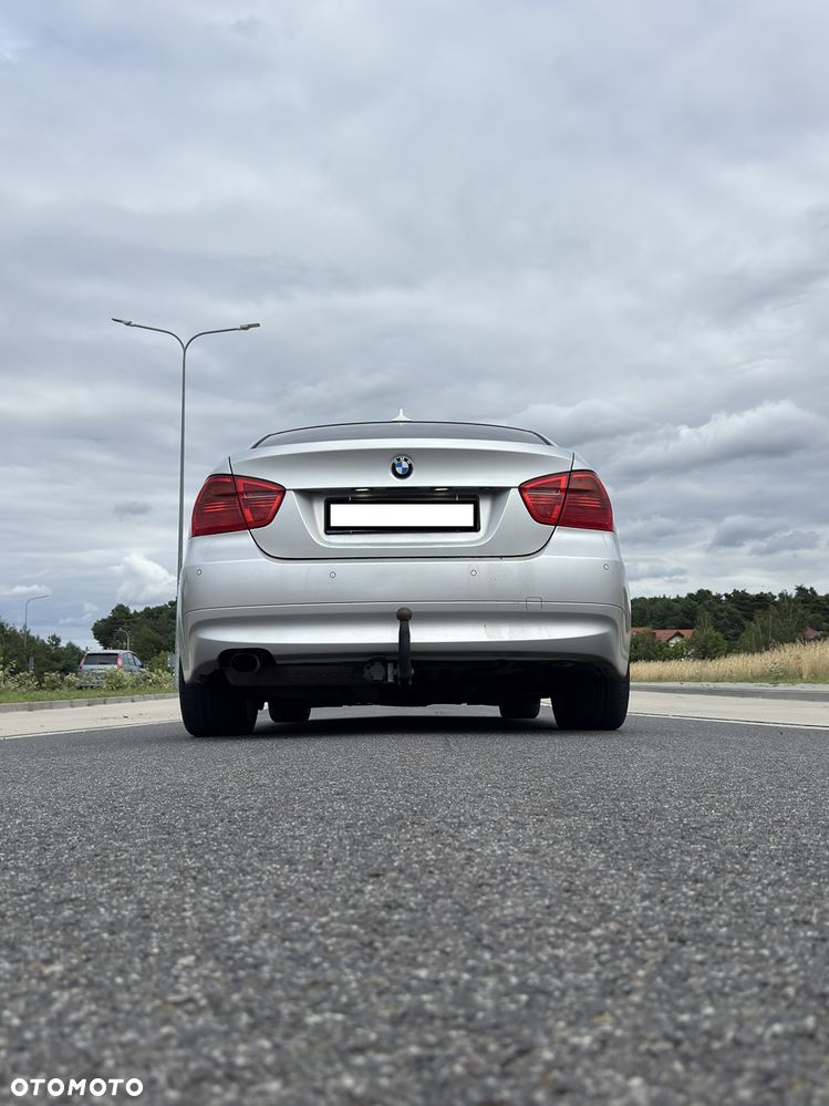 BMW Seria 3 320i - 7