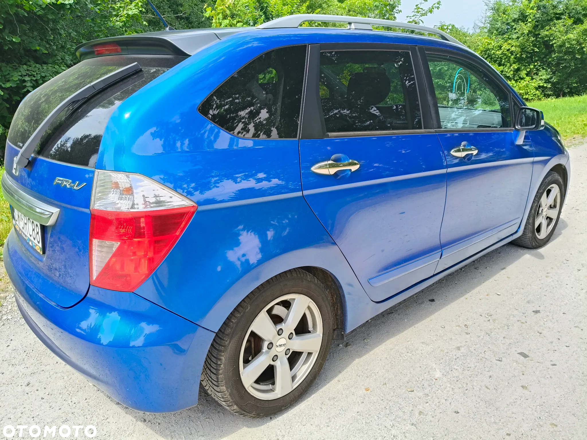 Honda FR-V - 9