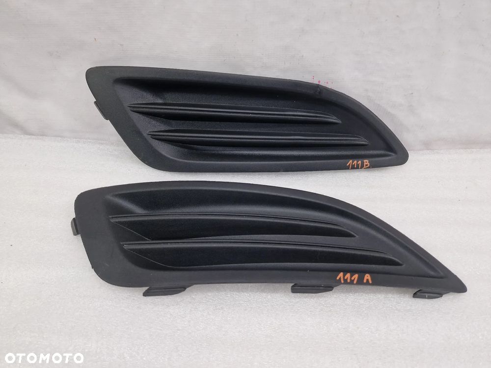 FORD FIESTA MK7 LIFT 12-17 PRAWA KRATKA BOCZNA ZDERZAKA PRZEDNIEGO PRZÓD , NR C1BB-15A222A , NR AUKCJI A/111 - 1