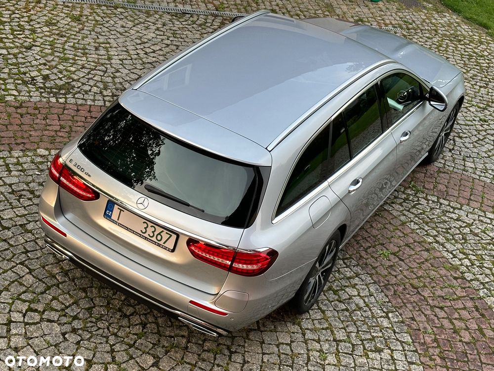 Mercedes-Benz Klasa E - 24