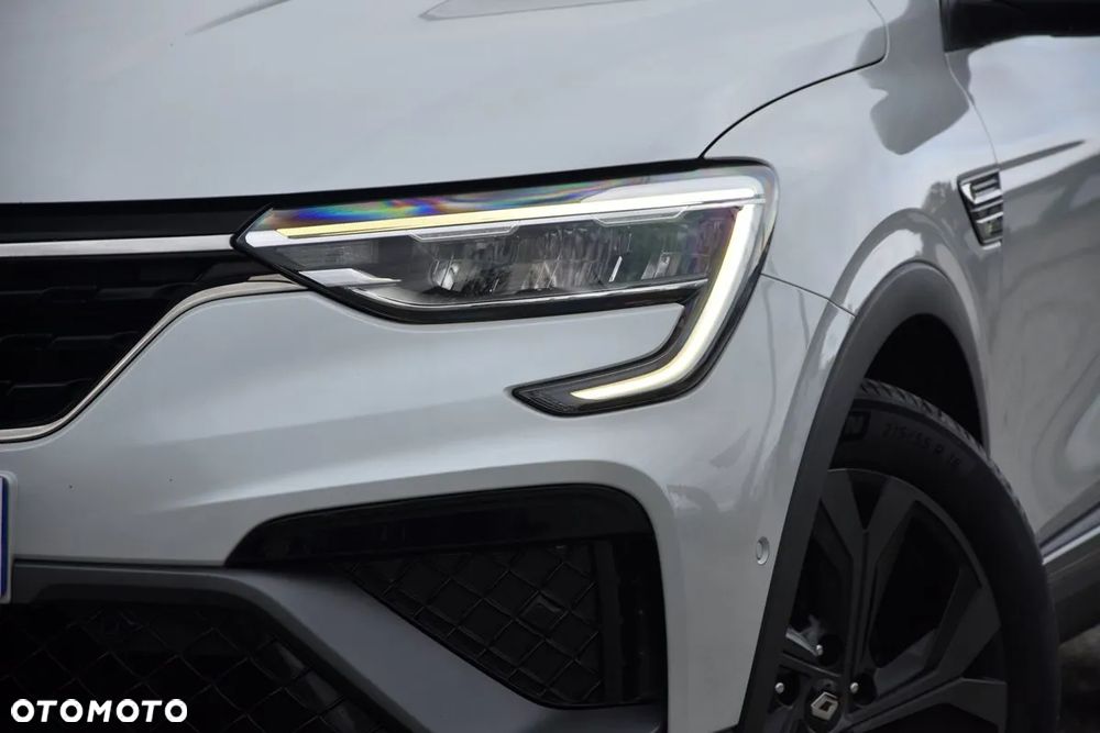 Renault Arkana E-TECH 145 R.S.LINE - 13