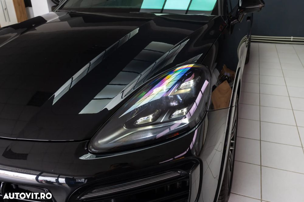 Porsche Cayenne S - 5