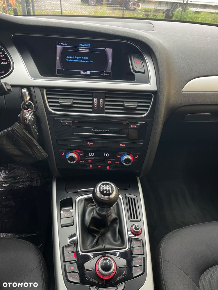 Audi A4 Avant 2.0 TDI DPF Attraction - 33