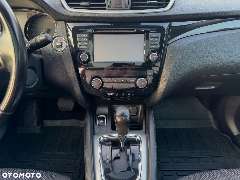 Nissan Qashqai - 24