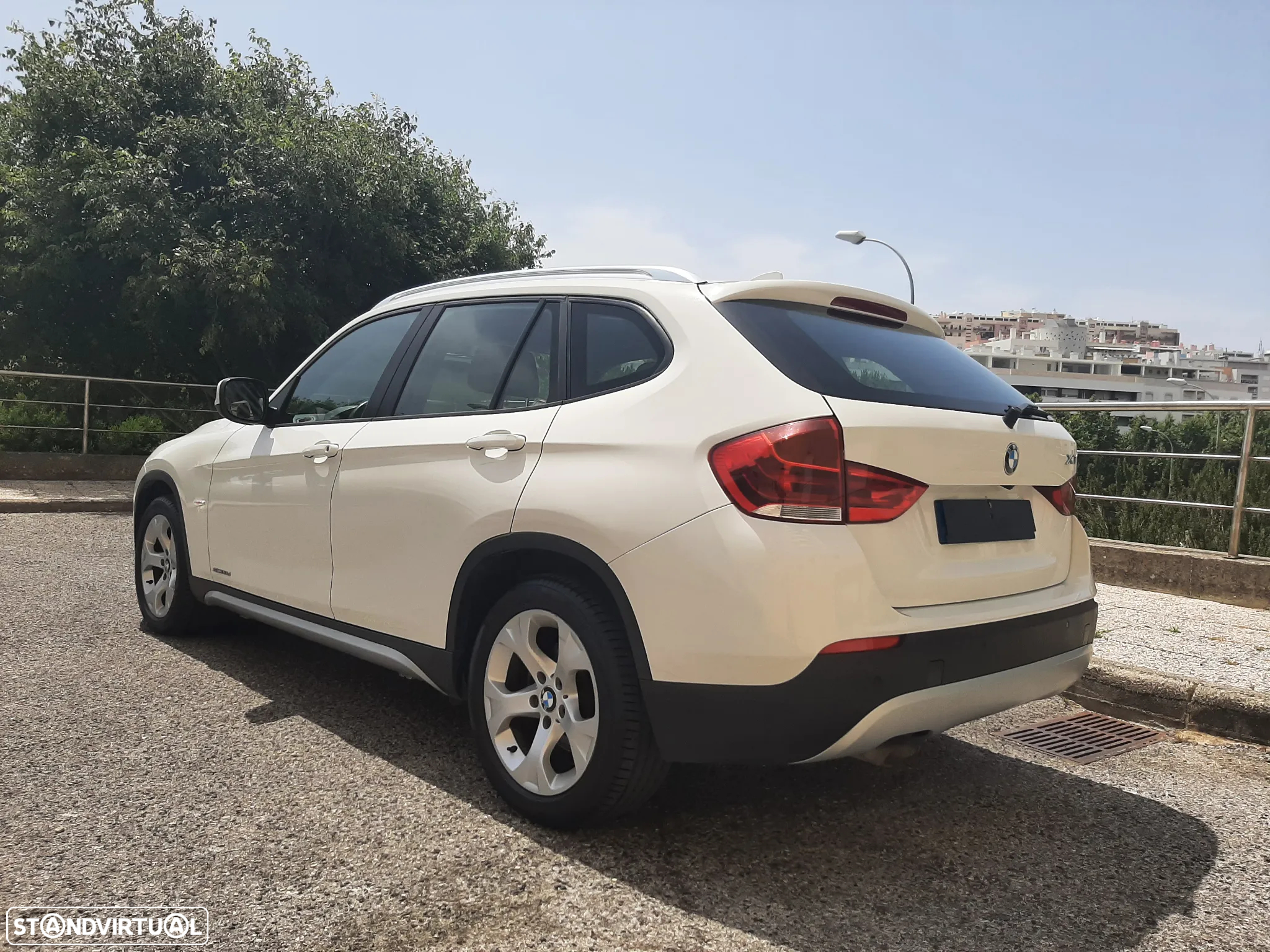 BMW X1 18 d sDrive Auto - 7