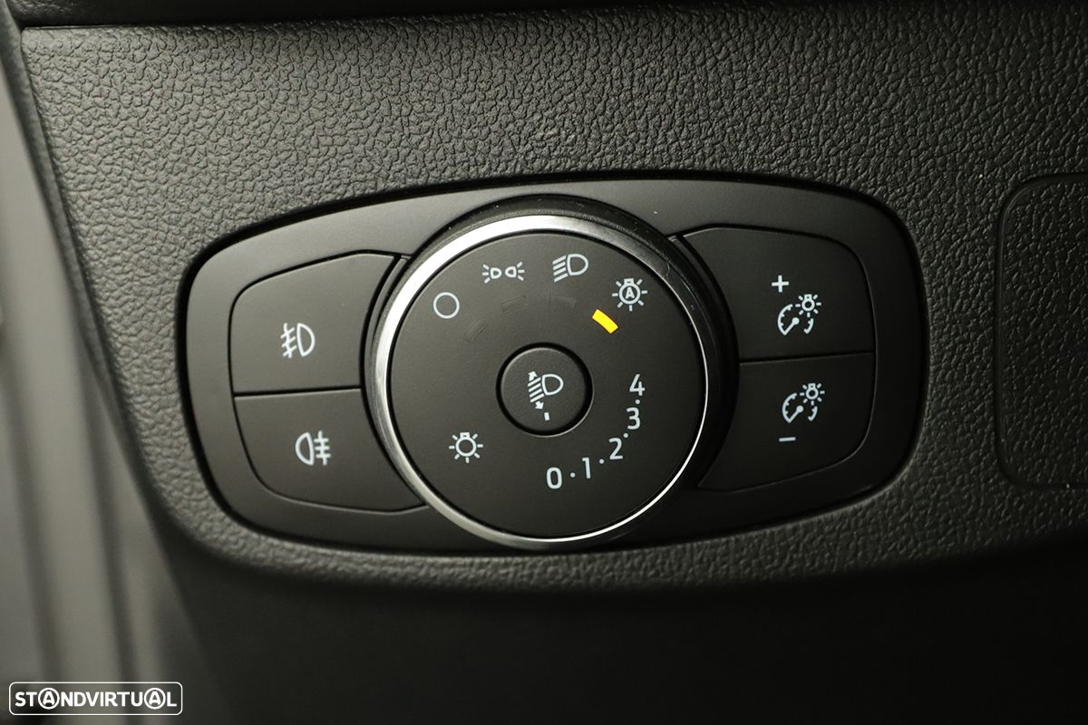 Ford Focus 1.0 EcoBoost MHEV ST-Line - 18
