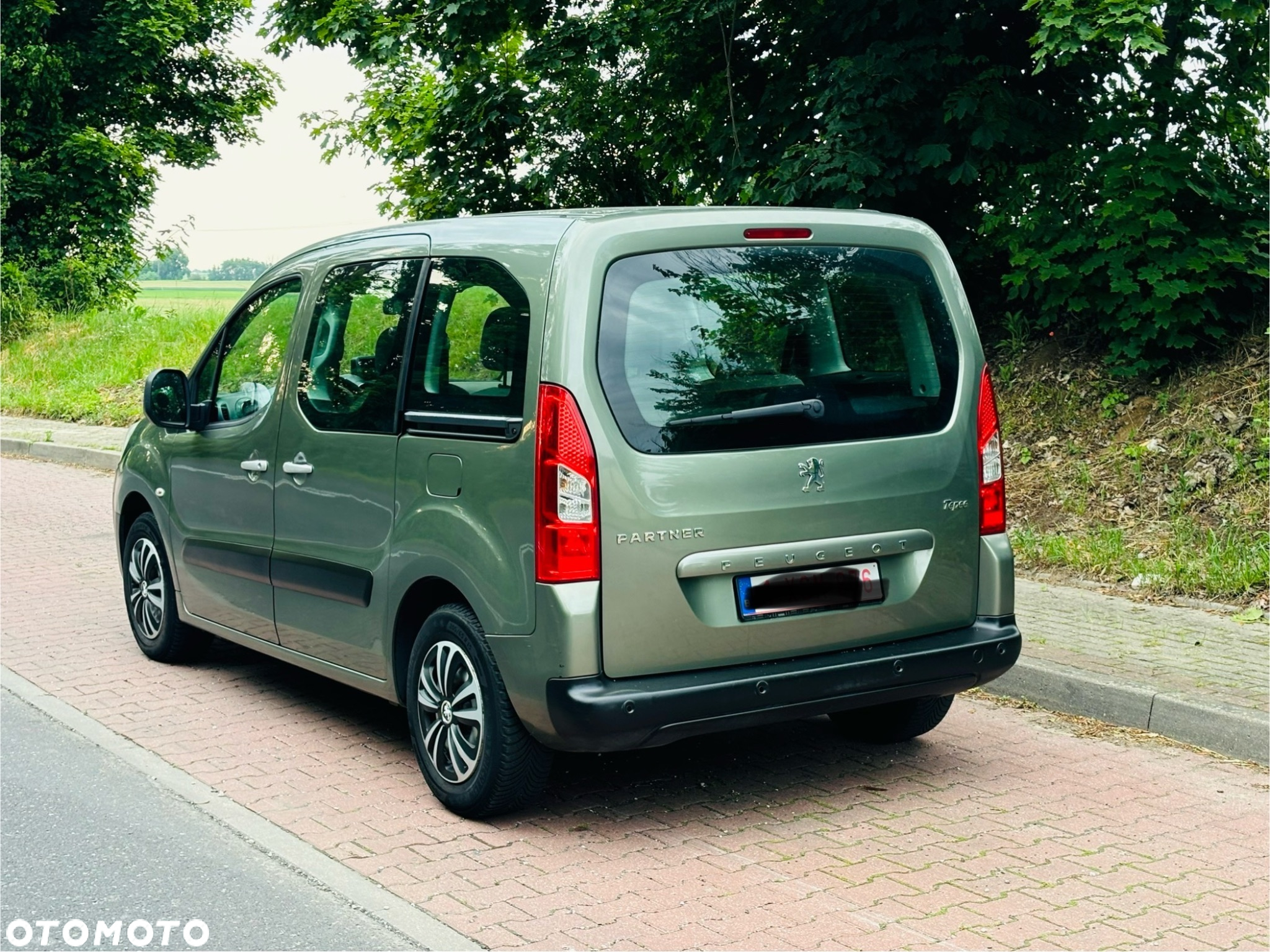 Citroën Berlingo 1.6 HDi Exclusive - 9