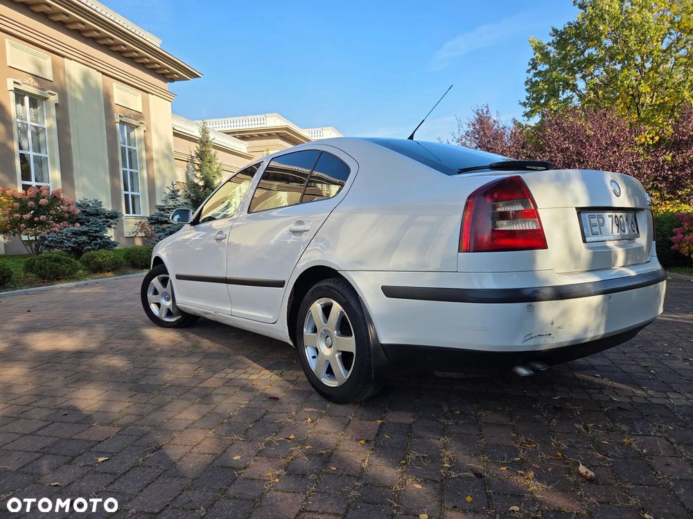 Skoda Octavia 1.9 TDI Ambiente DSG - 4