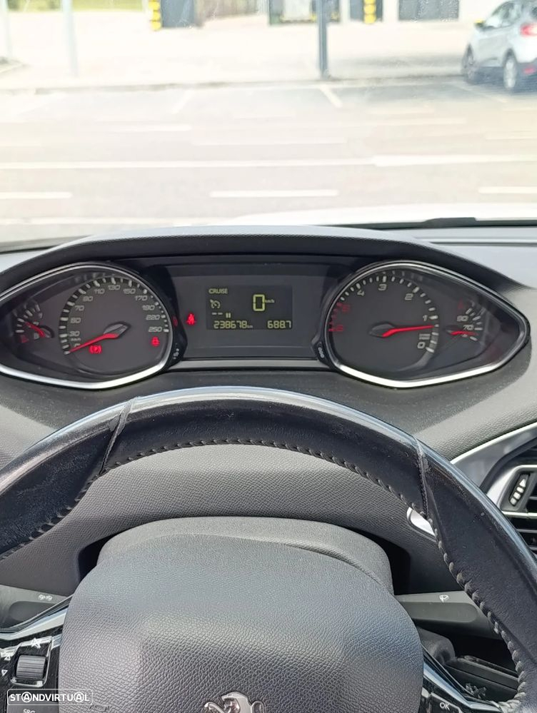 Peugeot 308 SW 1.5 BlueHDi Style - 10