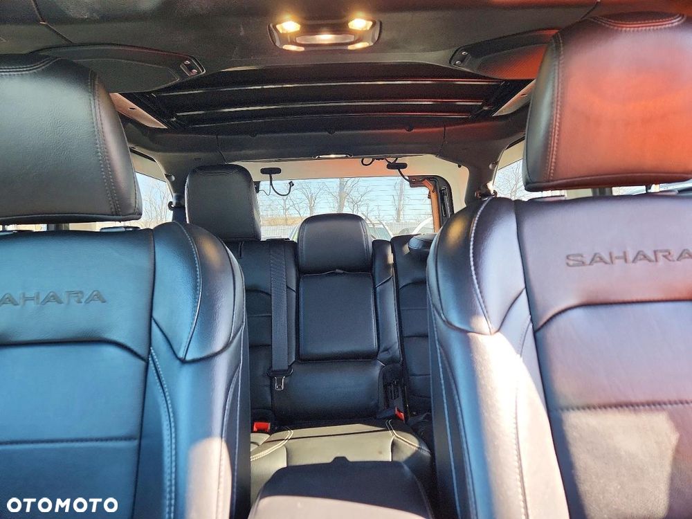 Jeep Wrangler Unlimited 3.6 Automatik Sahara - 11