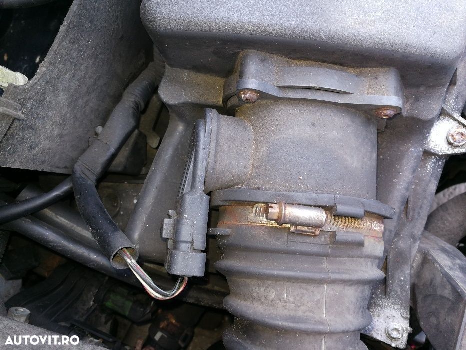 Debitmetru aer Mazda 3 1.6tdci Supapa EGR Mazda6 1.6tdci Dezmembrez - 2