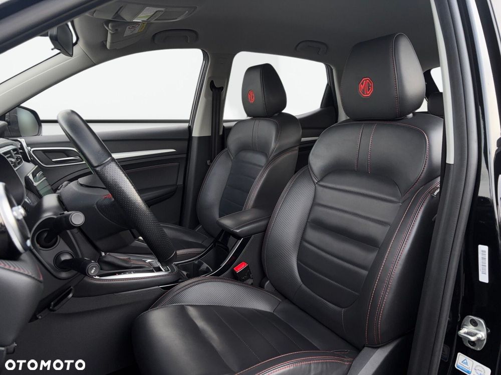 MG ZS - 10
