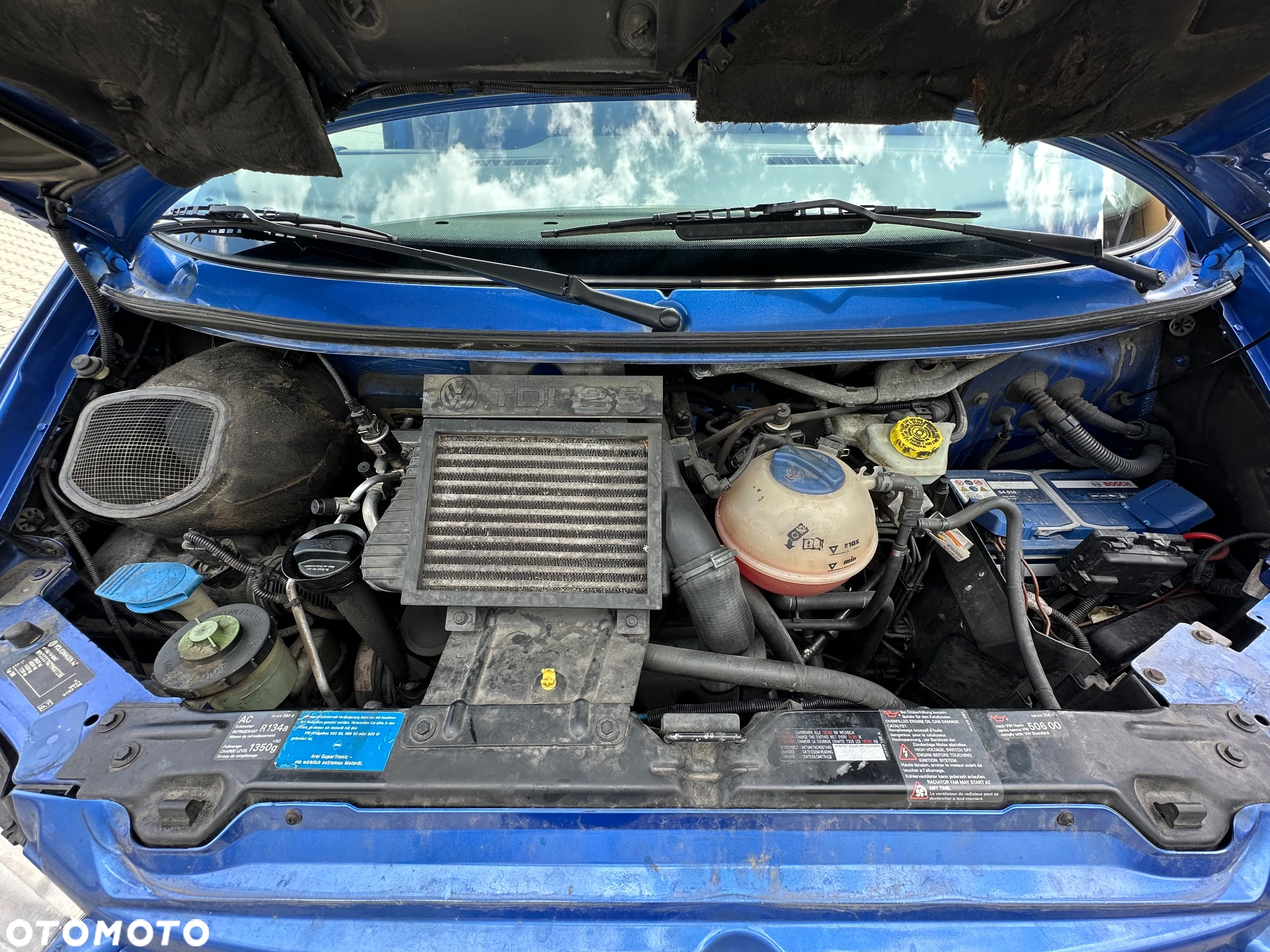 Volkswagen Multivan - 19