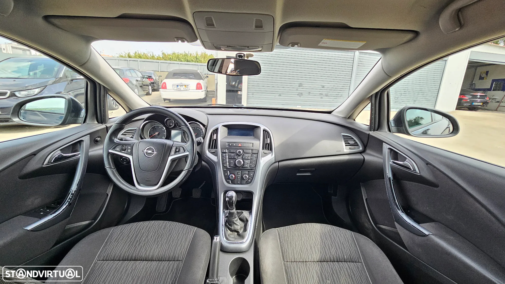 Opel Astra 1.3 CDTi Executive - 15