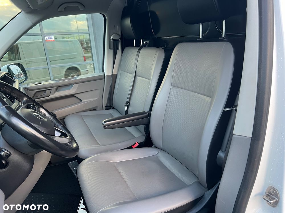 Volkswagen Transporter - 10