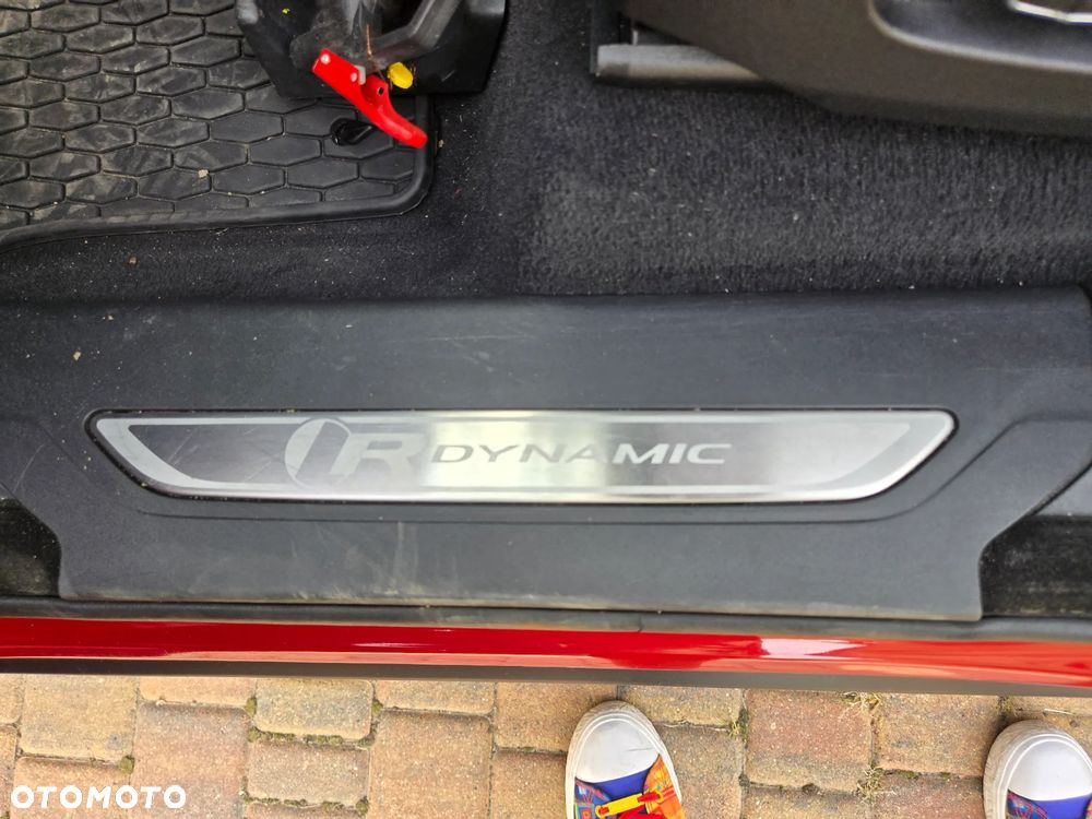 Jaguar F-Pace P250 AWD R-Dynamic S - 22
