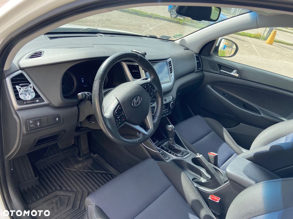 Hyundai Tucson 1.7 CRDI BlueDrive Classic 2WD DCT - 10