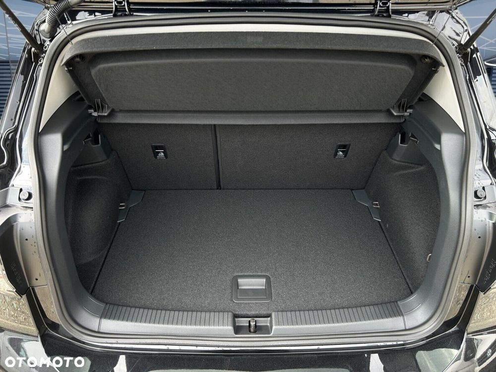 Volkswagen T-Cross - 27