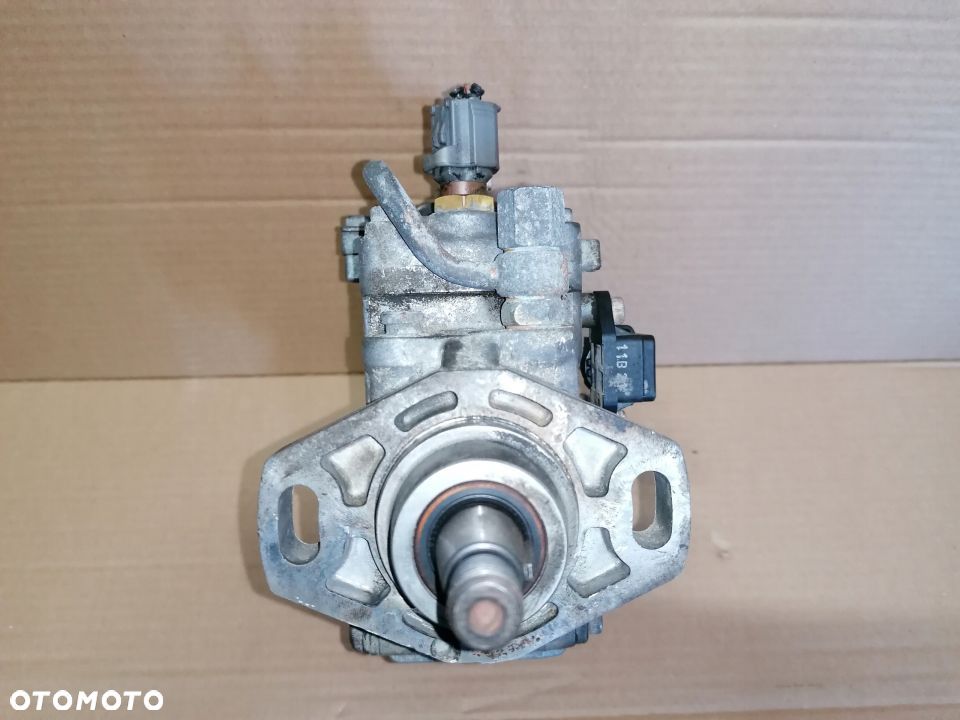 POMPA WTRYSKOWA MAZDA PREMACY 323 626 2.O D RF4F - 4