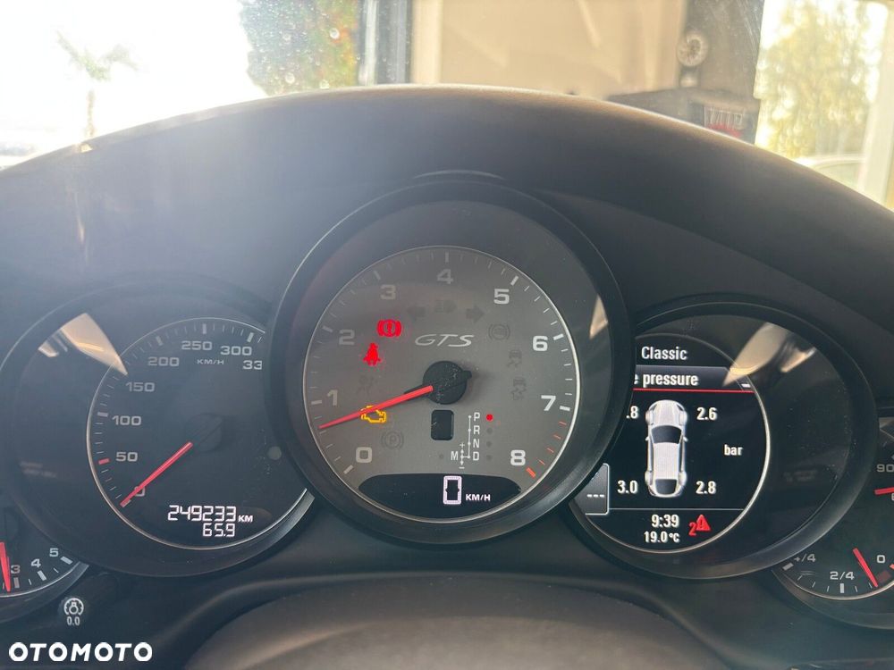 Porsche Panamera - 16