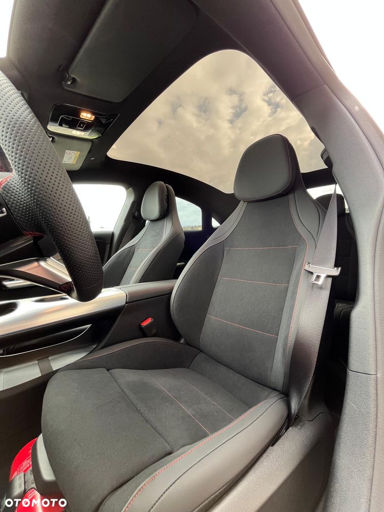 Mercedes-Benz CLA - 17