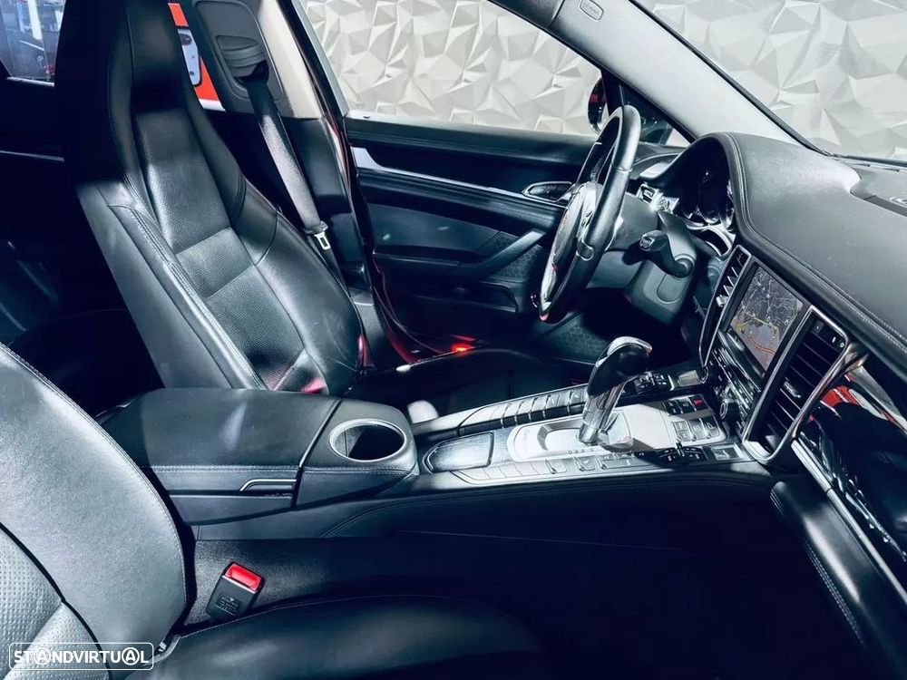 Porsche Panamera - 19