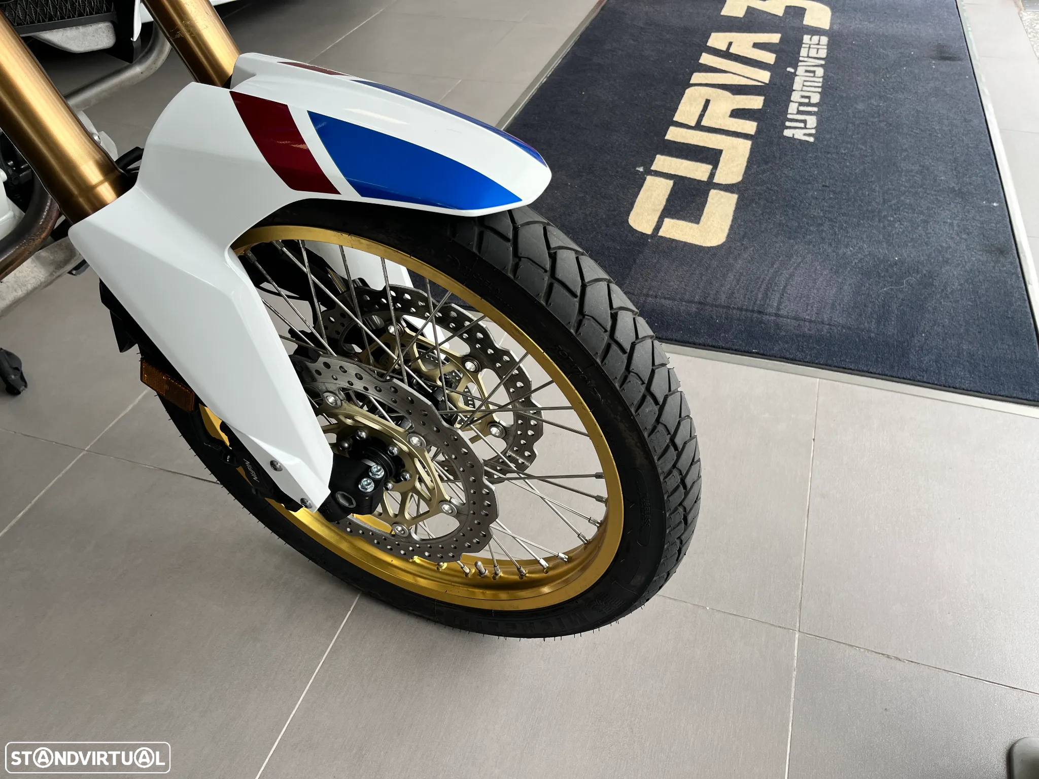 Honda Africa Twin Adventure Sport Manual - 6