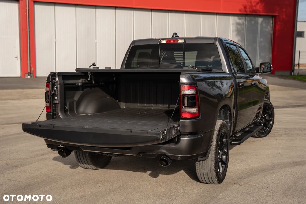 RAM 1500 5.7 Crew Cab Longbed Laramie Black - 10