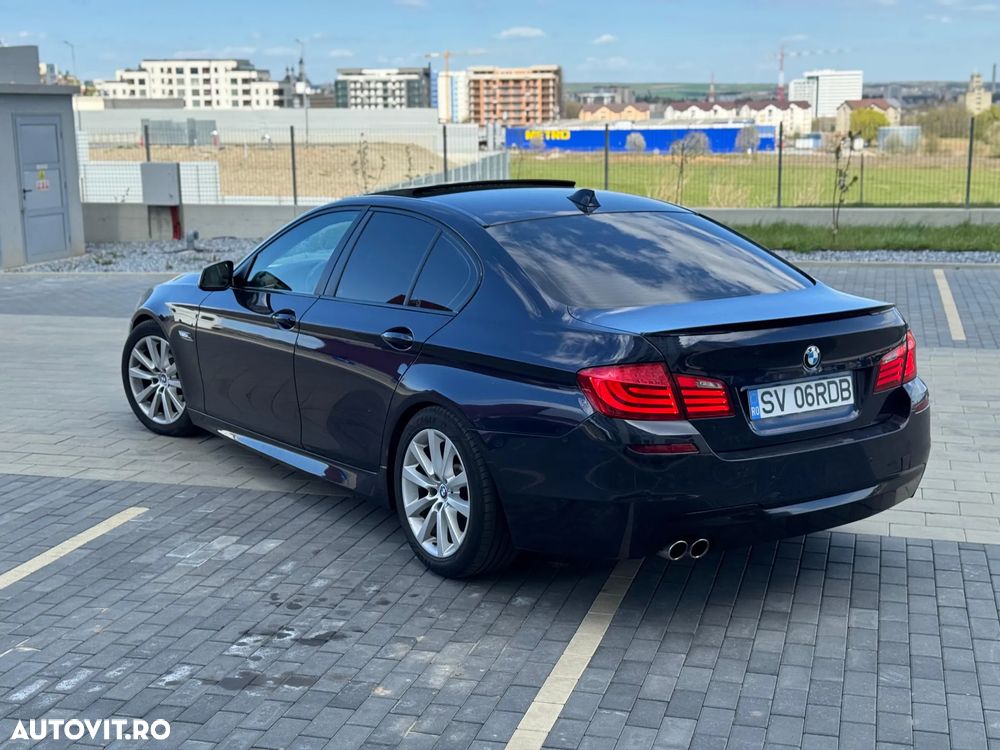 BMW Seria 5 520d Aut. - 14