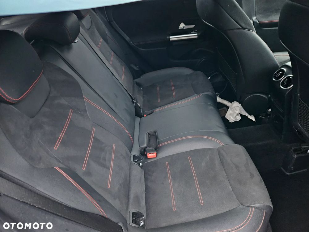 Mercedes-Benz Klasa B 200 d 8G-DCT AMG Line - 16