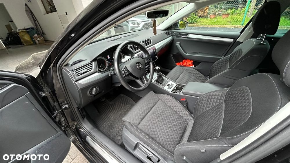 Skoda Superb 1.5 TSI Ambition - 8