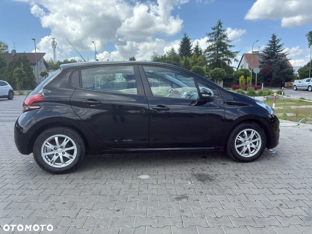 Peugeot 208 1.2 PureTech Active - 6