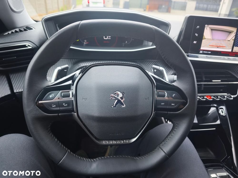 Peugeot 2008 BlueHDi 130 Allure S&S EAT8 - 6