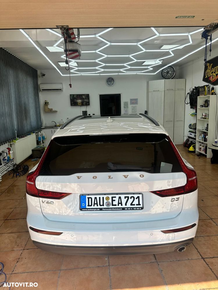 Volvo V60 D3 Momentum Pro - 15