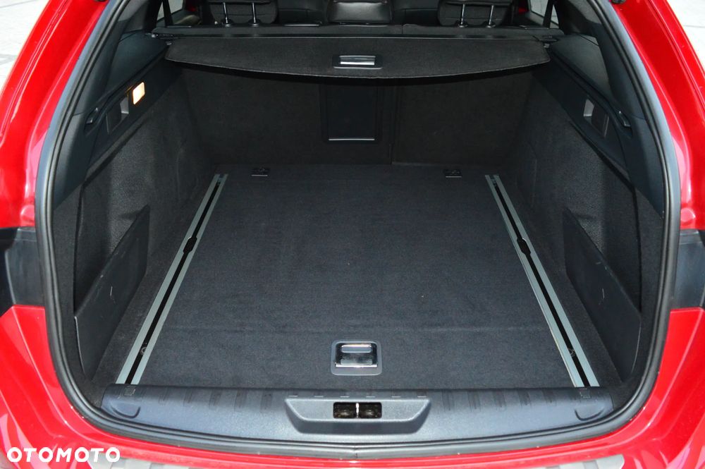 Peugeot 308 - 35