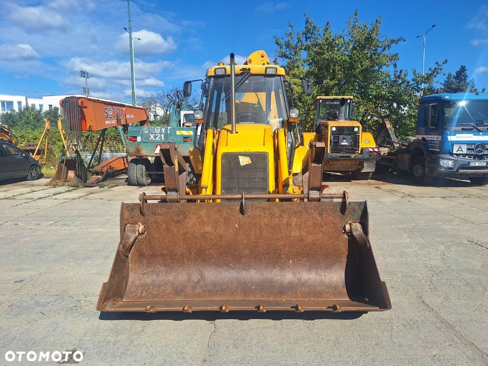 JCB 3Cx 4X4 - 2