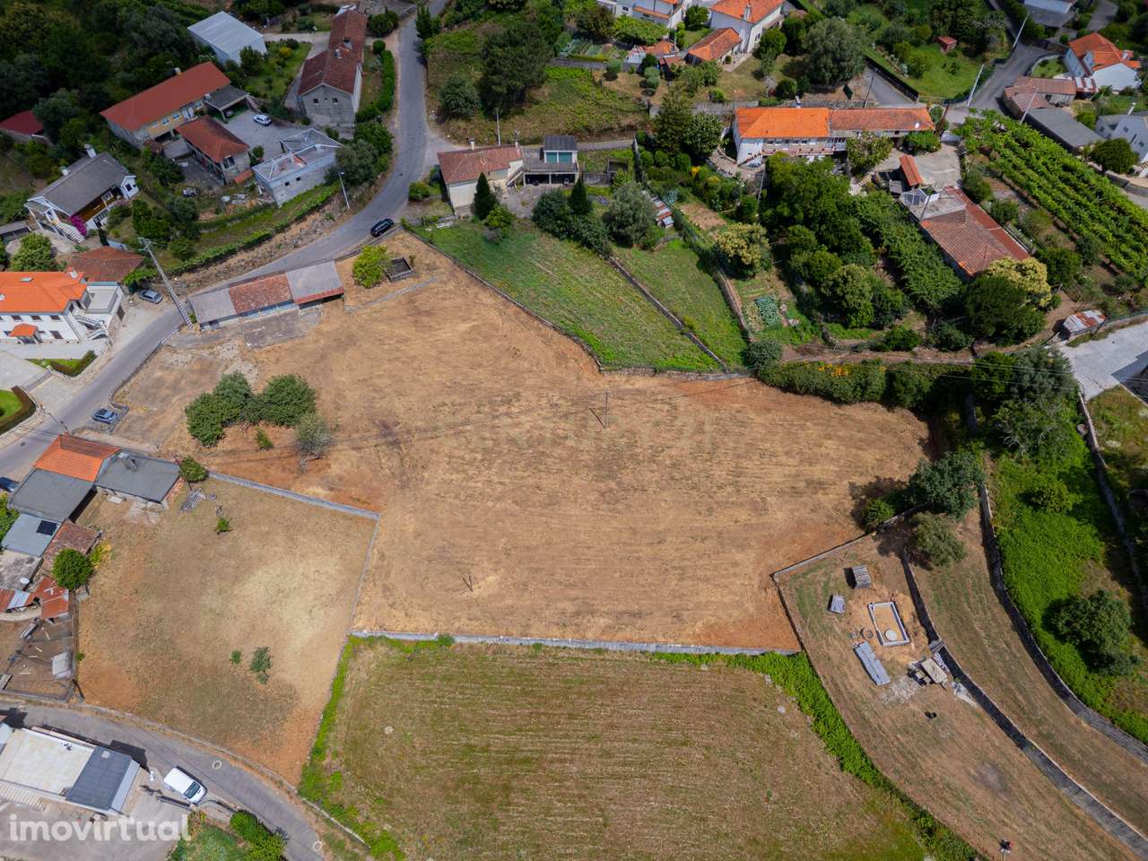 Terreno à venda em Alheira, Barcelos - 5000m² com vistas panorâmicas - Grande imagem: 4/21