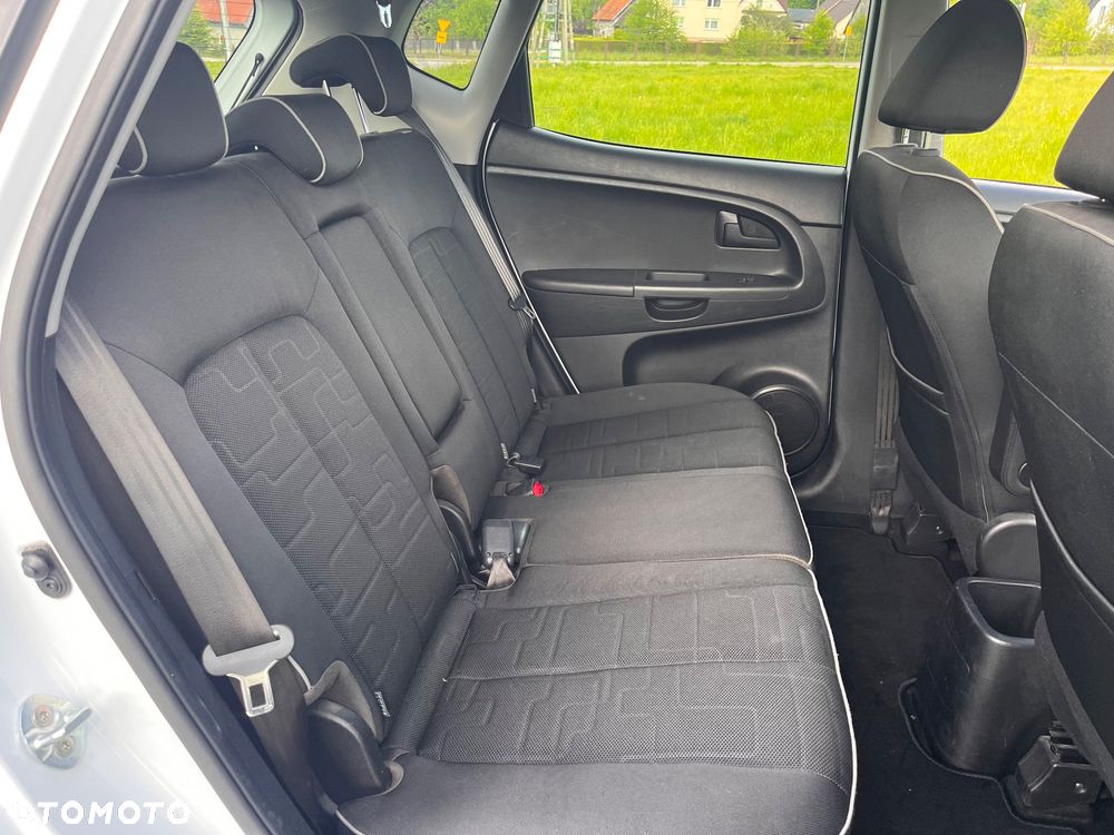 Kia Venga 1.4 CVVT Dream-Team Edition - 18