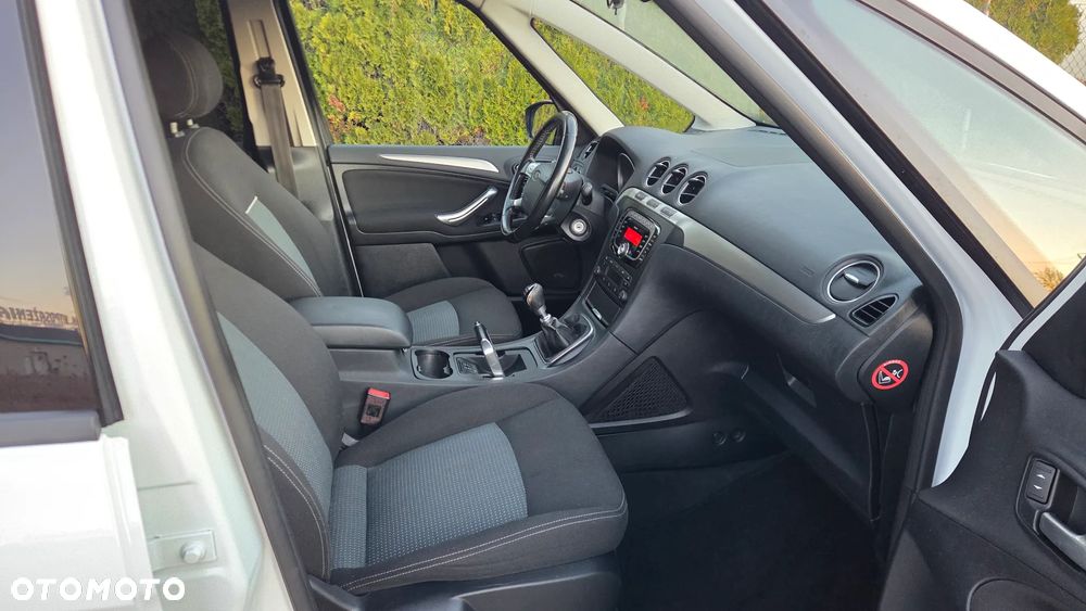 Ford Galaxy 2.0 TDCi Titanium - 26