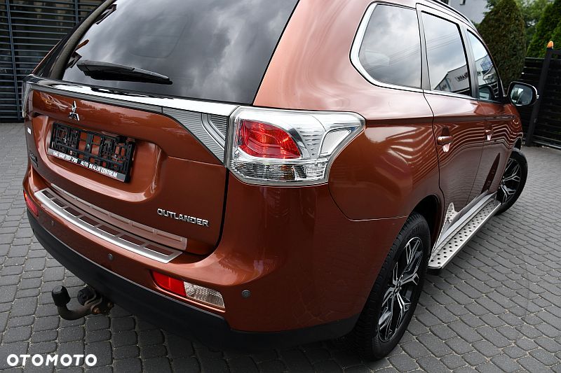 Mitsubishi Outlander 2.0 2WD CVT Diamant Edition+ - 32