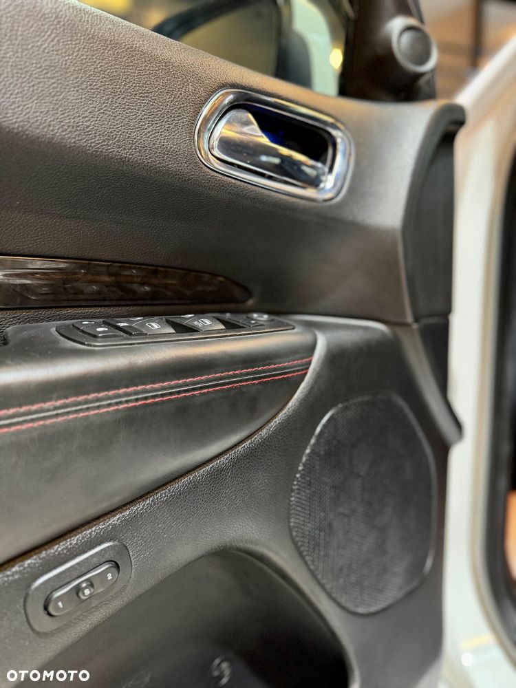 Dodge Durango 5.7 HEMI - 36