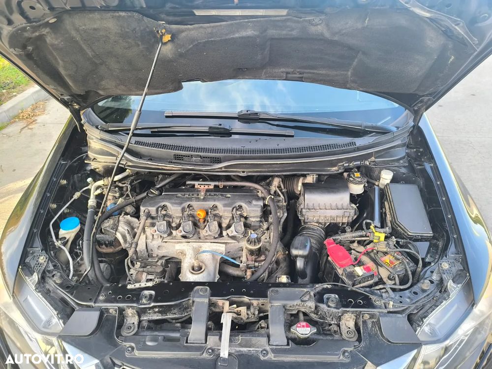 Honda Civic 1.8 MT LS - 12