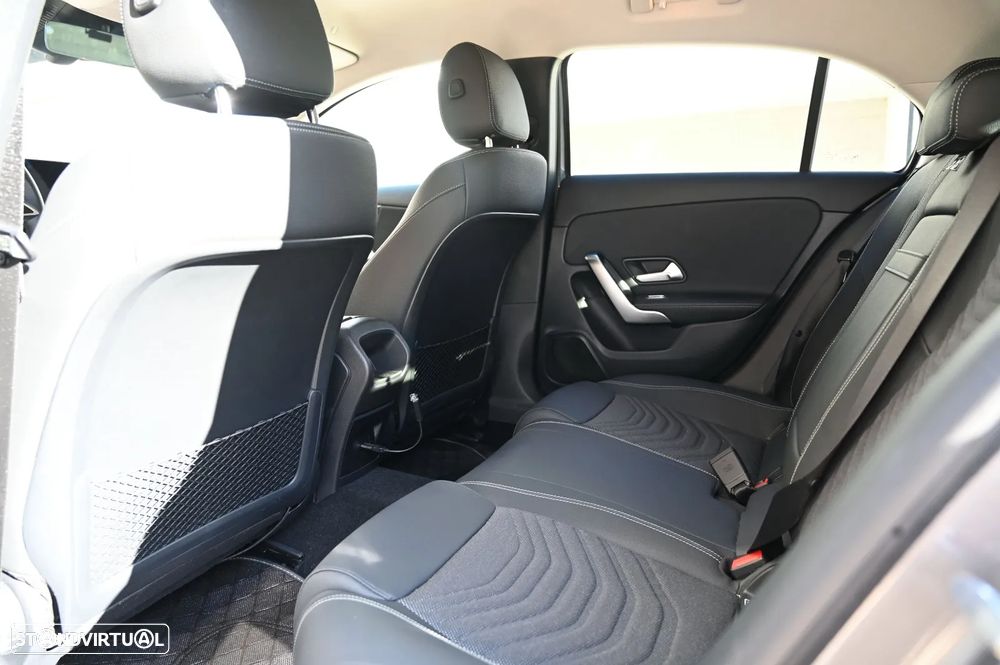 Mercedes-Benz A 200 Standard - 14