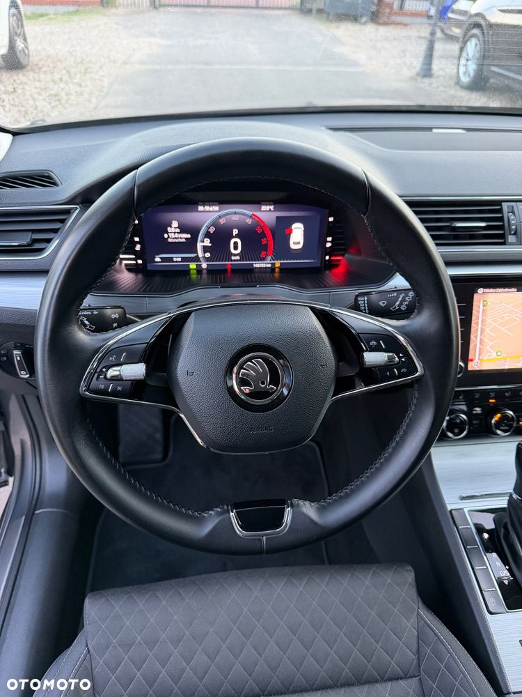 Skoda Superb 2.0 TDI SCR Style DSG - 9