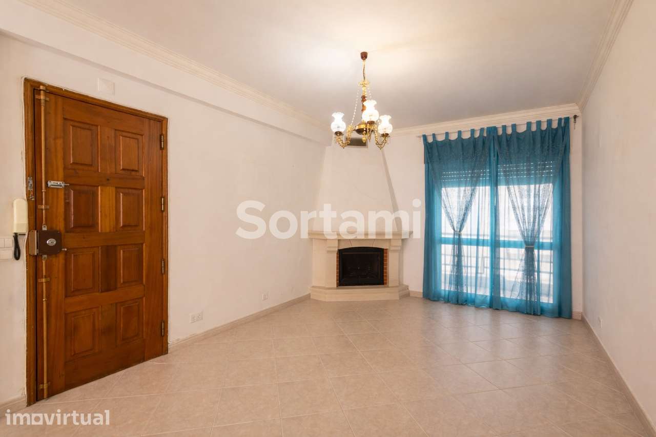 Apartamento T2 Venda em Quarteira,Loulé - Grande imagem: 2/14